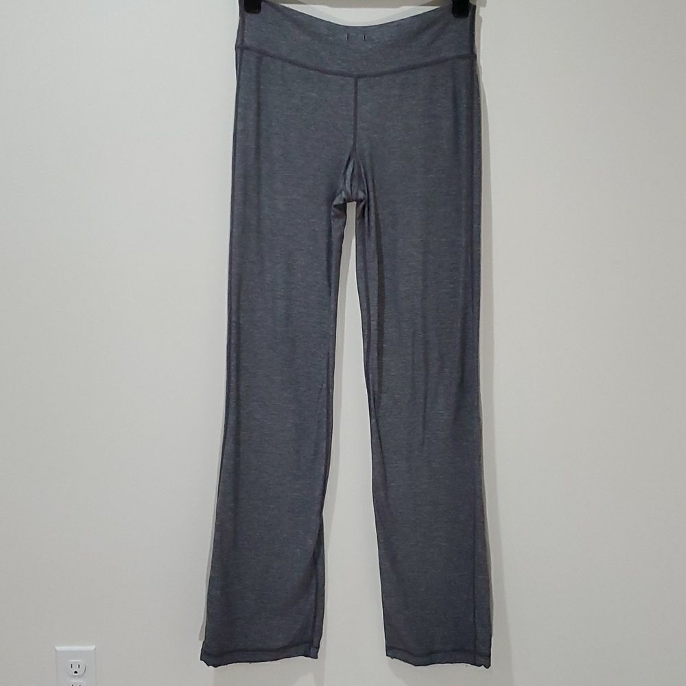 LULULEMON grey leggings